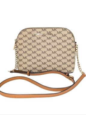 Michael Kors Signature Tan Jet Set Chain Strap Small Dome Zip Crossbody